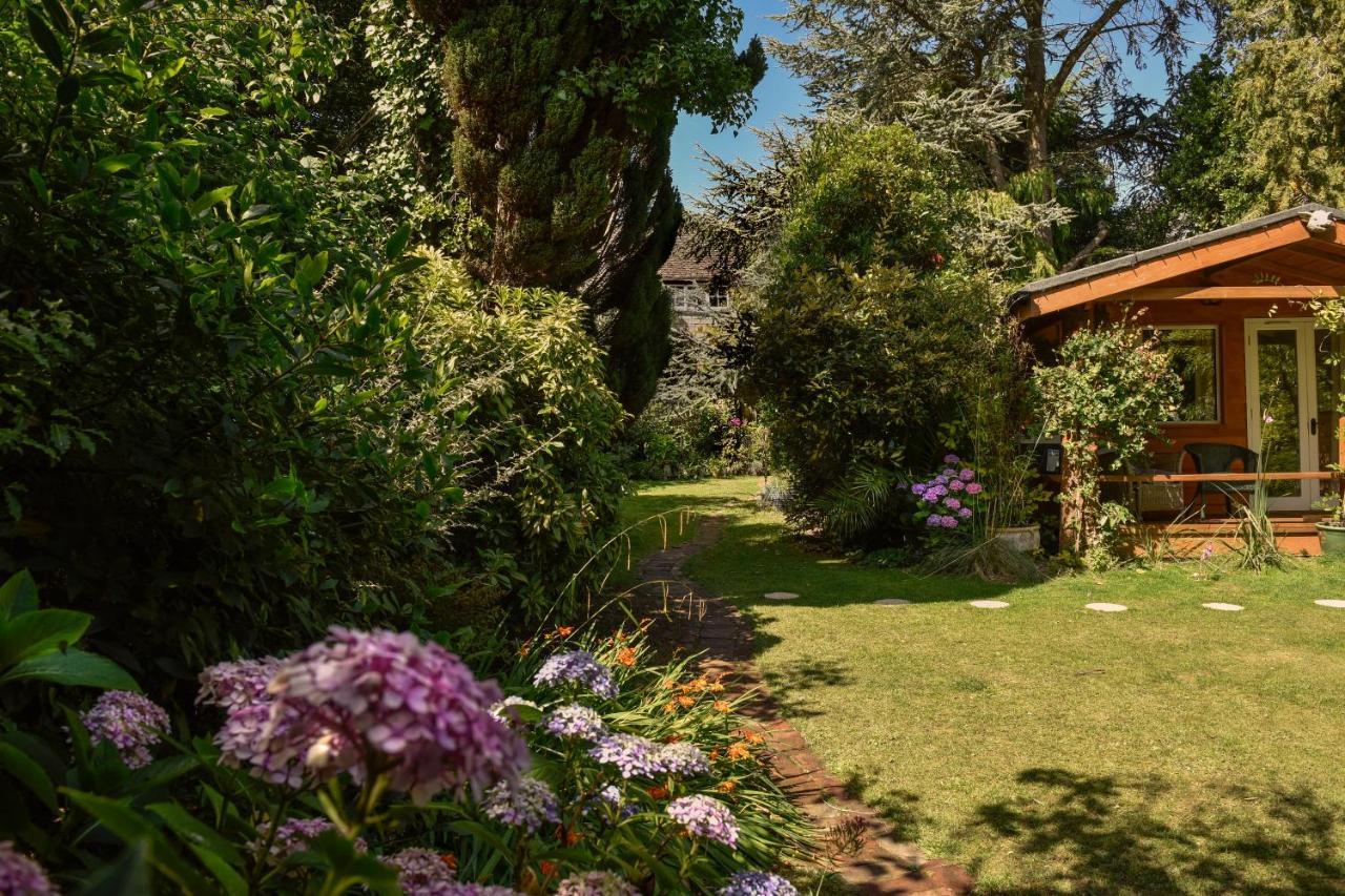 Ward Avenue B&B Cowes  Exteriör bild