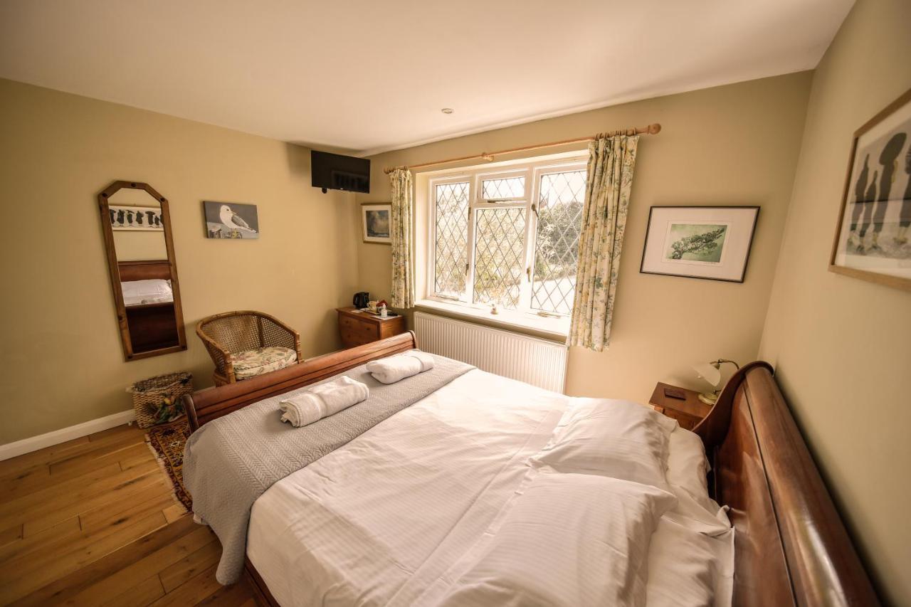 Ward Avenue B&B Cowes  Exteriör bild