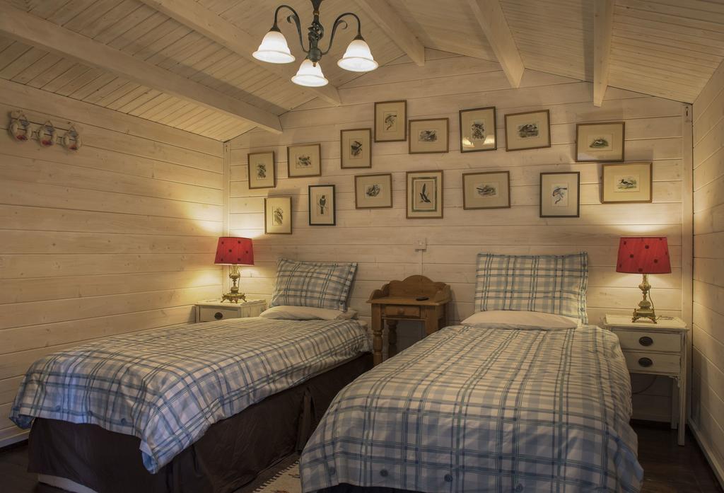 Ward Avenue B&B Cowes  Exteriör bild